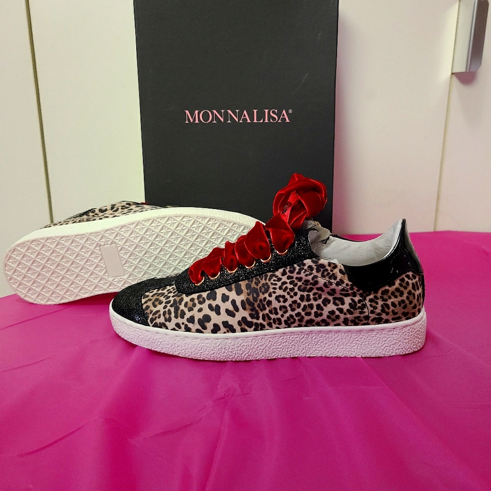 Monnalisa kid's shoe